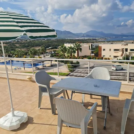 Penthouse With Rooftop Terrace 公寓 *